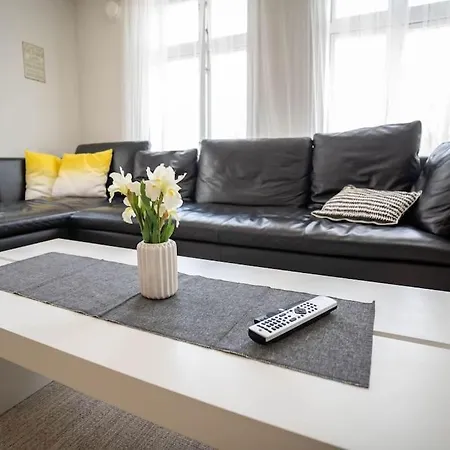 Center Getaway - 6 By Berti