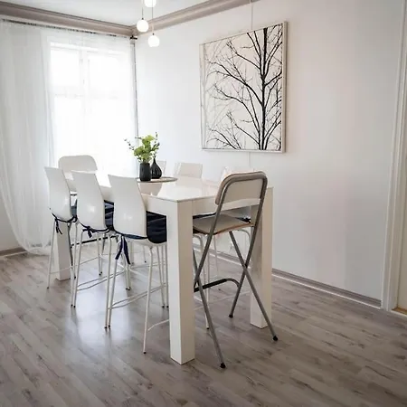 Appartement Center Getaway - 6 By Berti *