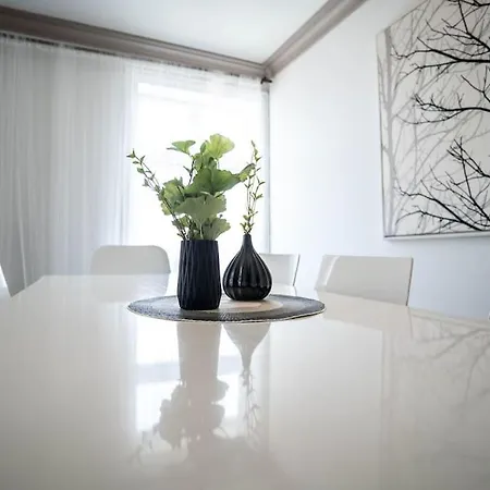 Center Getaway - 6 By Berti Appartement