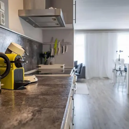 Appartement Center Getaway - 6 By Berti *