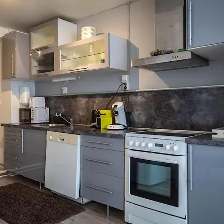 Appartement Center Getaway - 6 By Berti