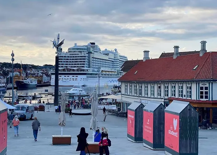 Lägenhet Center Getaway - 6 By Berti *