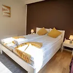 Center Getaway - 6 By Berti Appartement Stavanger