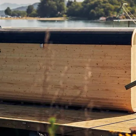 Center Getaway - 6 By Berti Stavanger