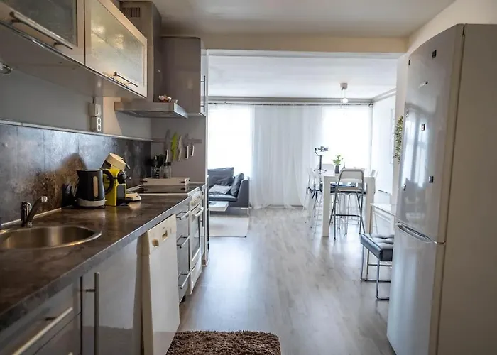 Center Getaway - 6 By Berti